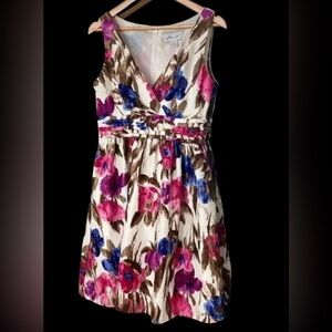 Jessica H V Neck A Line Full Dress‎ Size 6